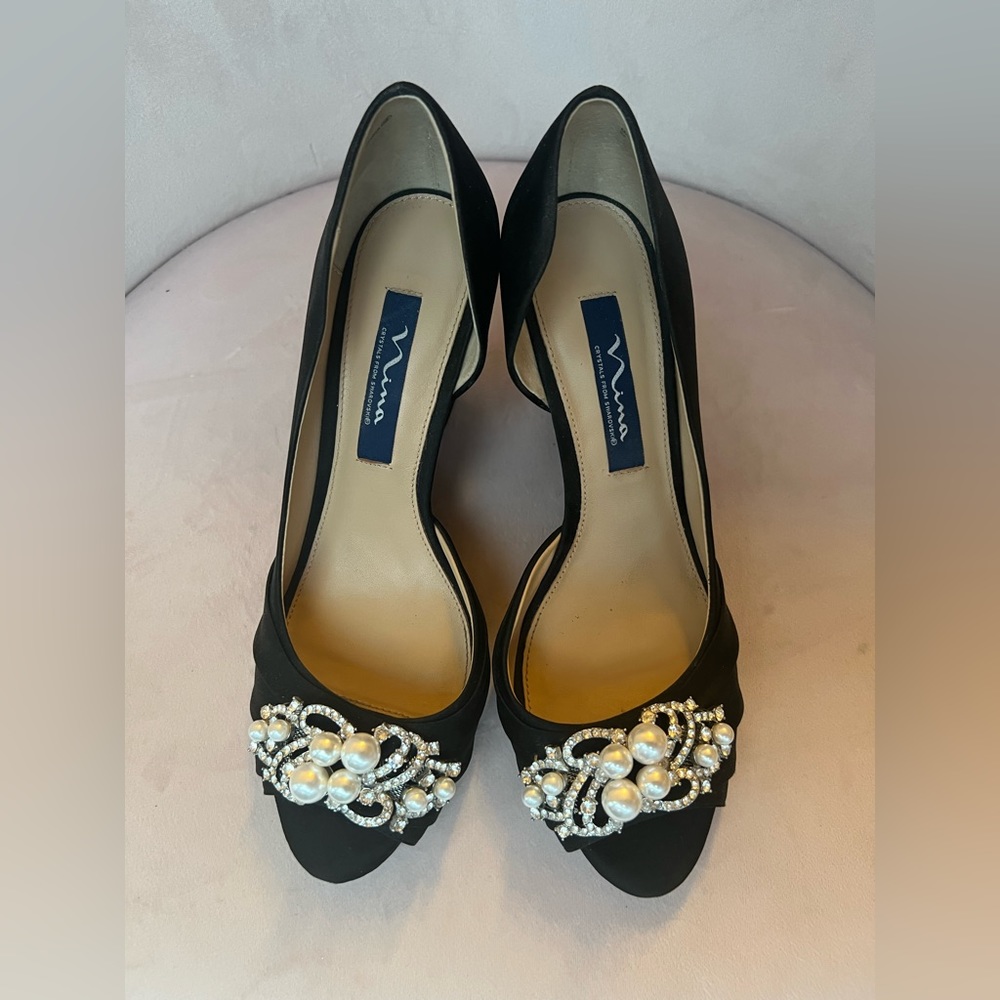 Nina Black Satin x Swarovski Brooch Pumps
